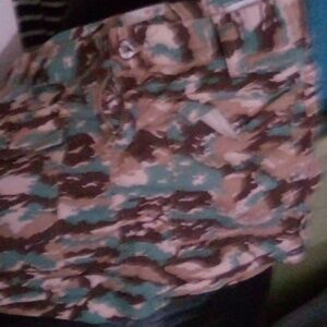 Skirt joie size 4 army print